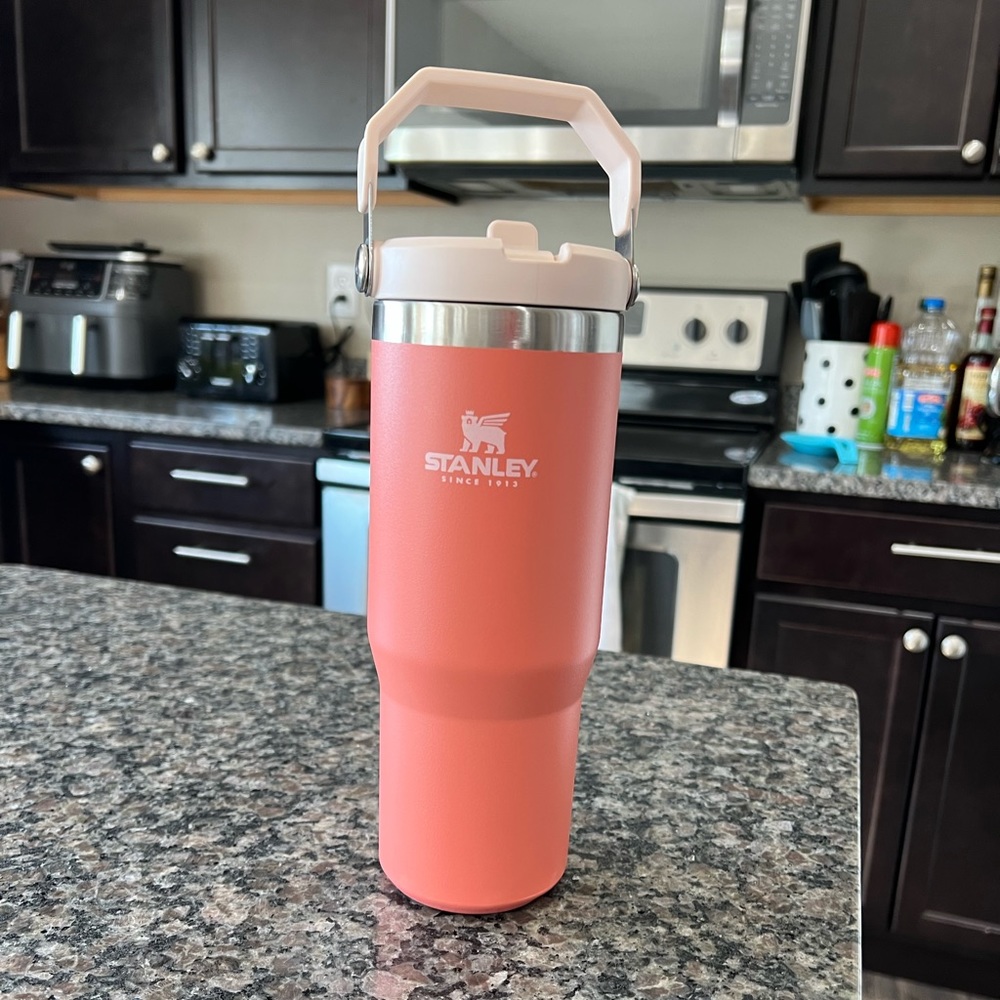 Stanley Iceflow Straw Tumbler Grapefruit